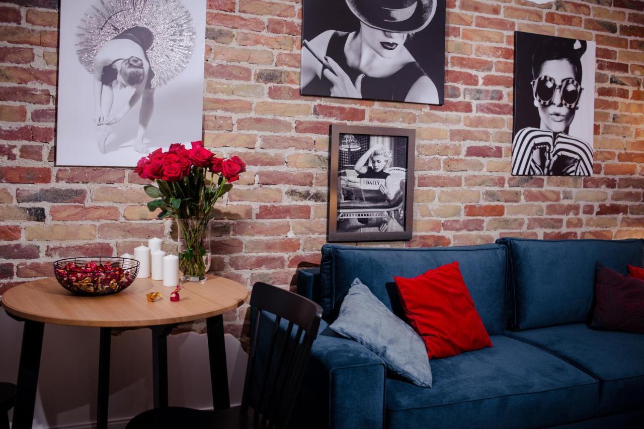 Apartament Dla Doroslych "Papierki Po Cukierkach" Lublino Esterno foto