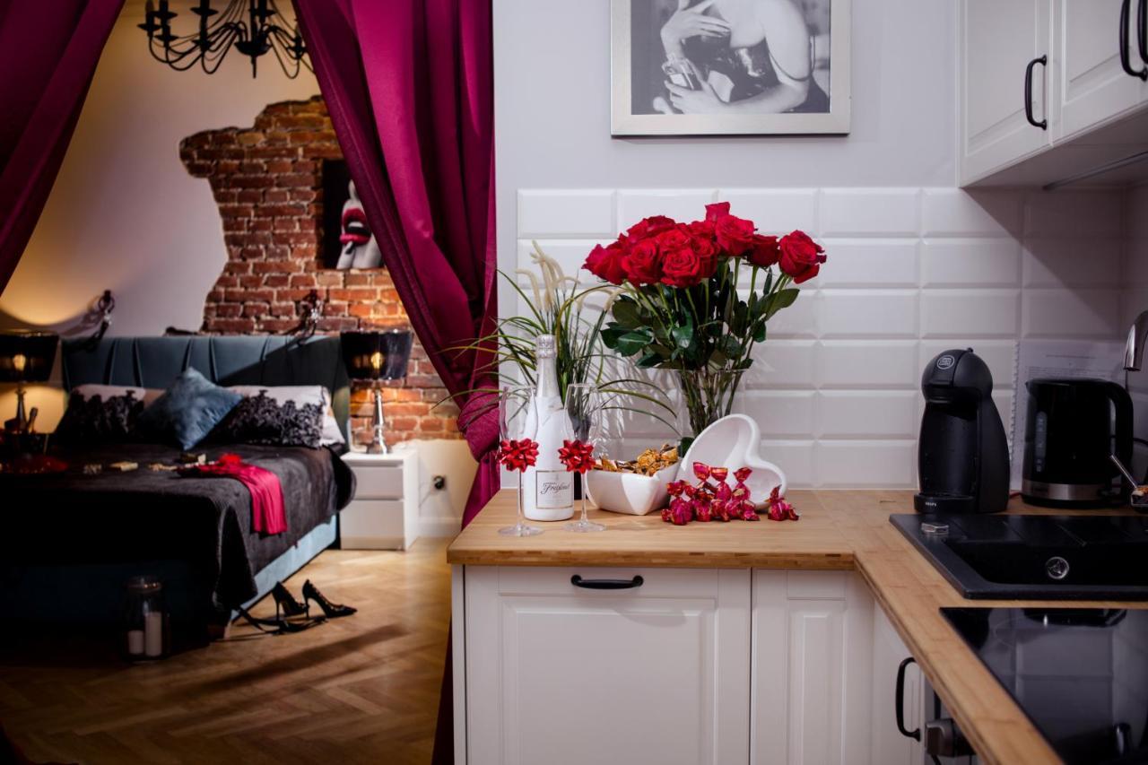 Apartament Dla Doroslych "Papierki Po Cukierkach" Lublino Esterno foto
