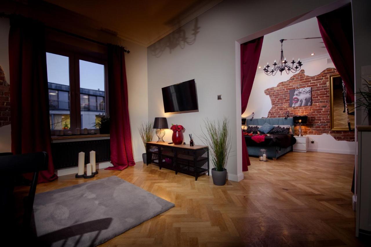 Apartament Dla Doroslych "Papierki Po Cukierkach" Lublino Esterno foto